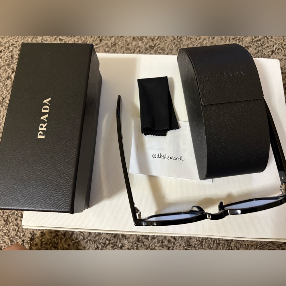 Prada Black Sunglasses — 
logo-plaque square-frame sunglasses